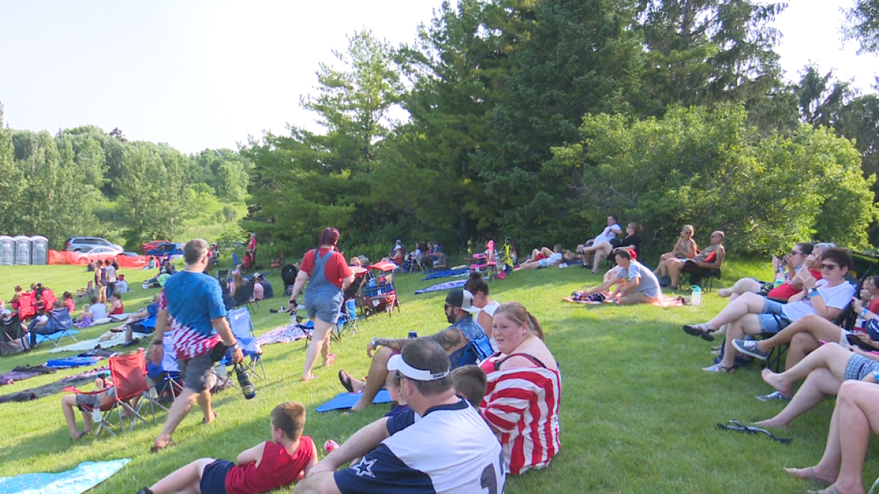 Appleton celebrates Fourth of July with fireworks and festivities